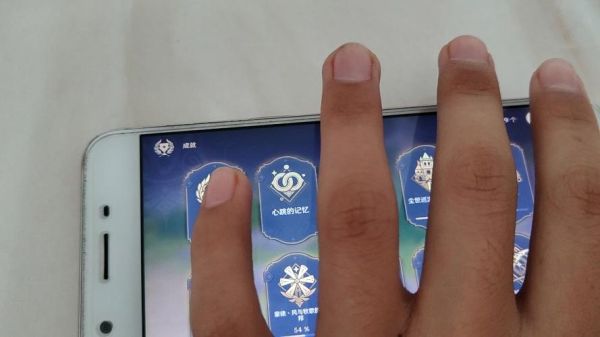 oppoa57玩原神卡不卡？（千元以内什么手机能玩原神）-图1